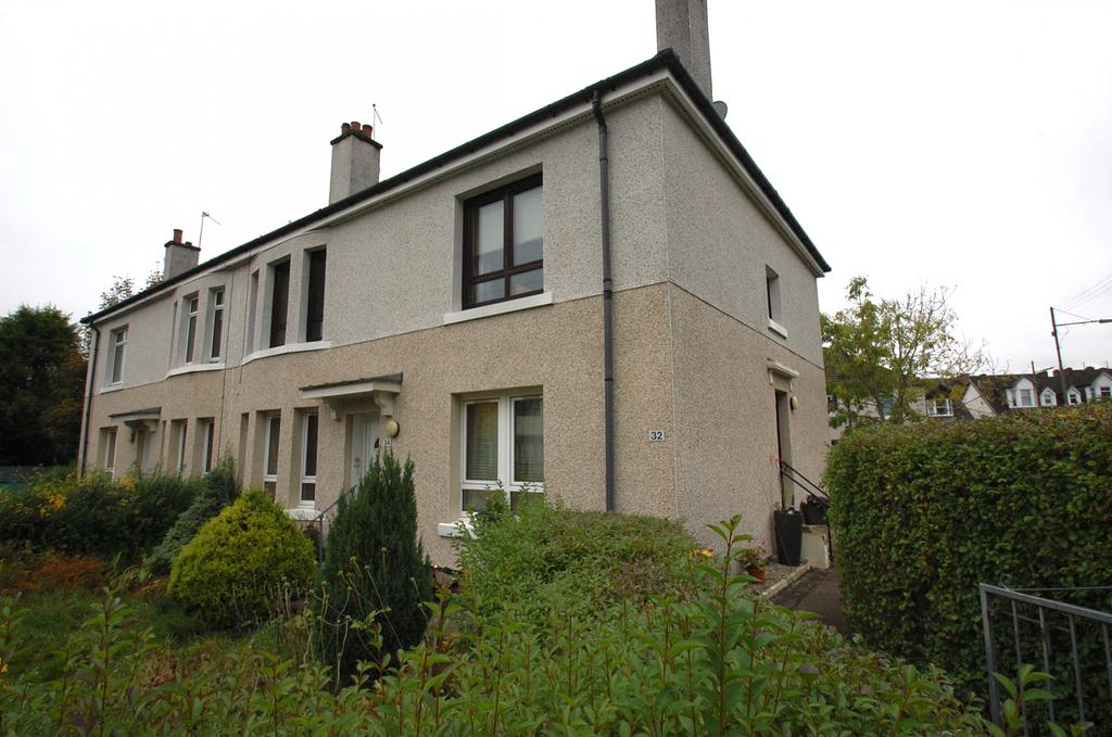 Crosslee Street, Craigton, Glasgow, G52 2 bed flat £85,000