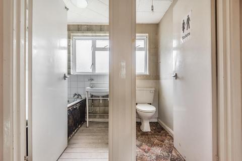 83 Hermitage Road, London, SE19 3QN