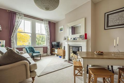 70 Avarn Road, London, SW17 9HA