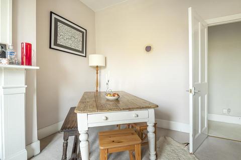 70 Avarn Road, London, SW17 9HA