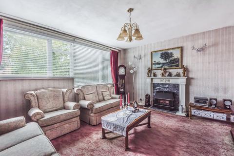 10 Ridgemount, Weybridge, KT13 9JD