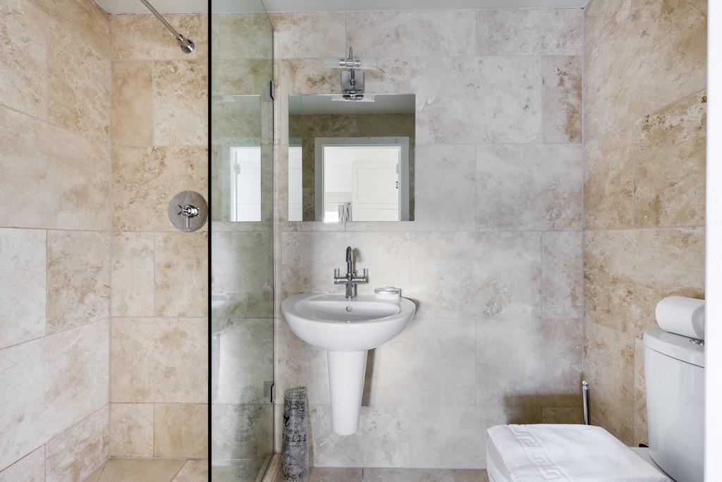 En Suite Shower Room