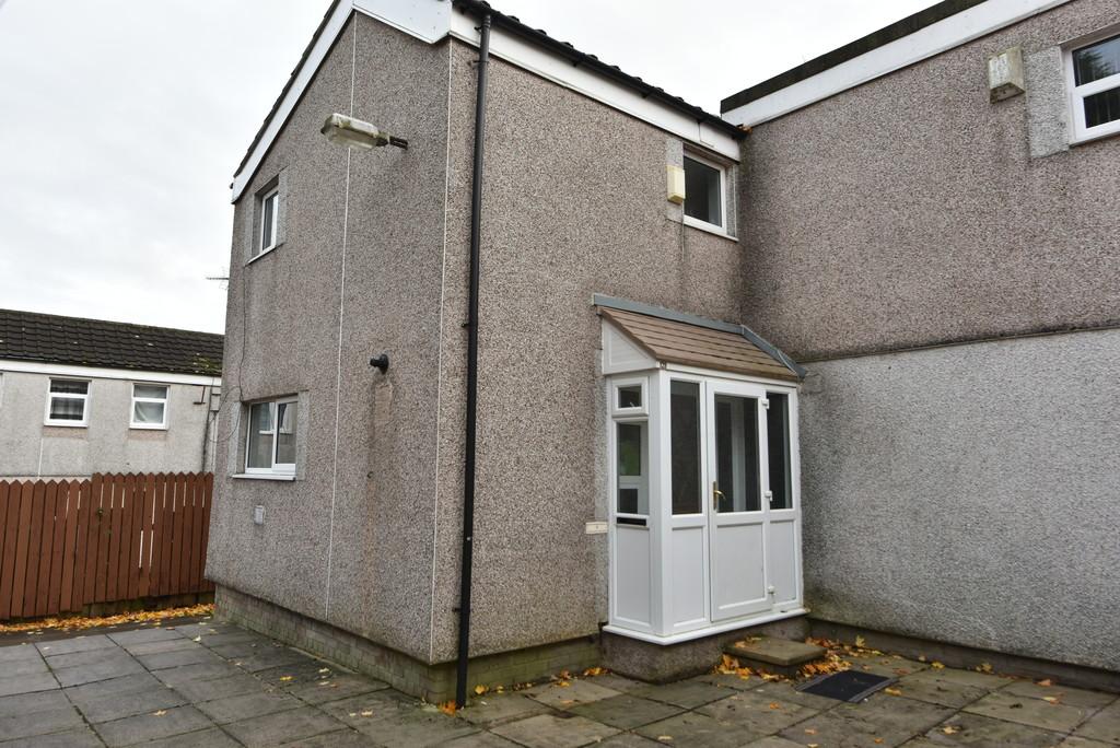 Ennerdale, Skelmersdale 3 bed end of terrace house £550 pcm (£127 pw)