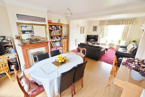 9 Kevington Close, Orpington, BR5 2NX