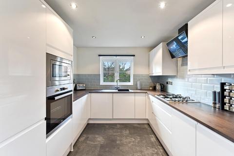 82 Harberd Tye, Chelmsford, CM2 9GJ