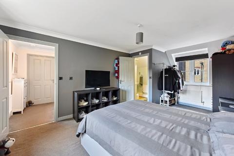82 Harberd Tye, Chelmsford, CM2 9GJ