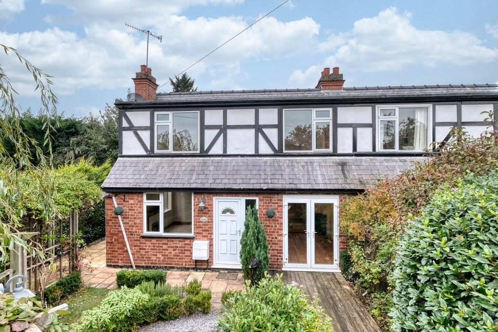 The Avenue, Bromwich Road, Worcester, WR2 4AN 2 bed semidetached house