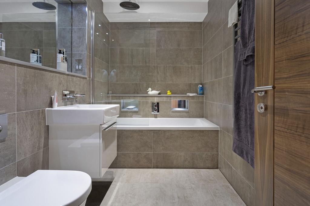 Tudor-house-madoc-close-nw2
