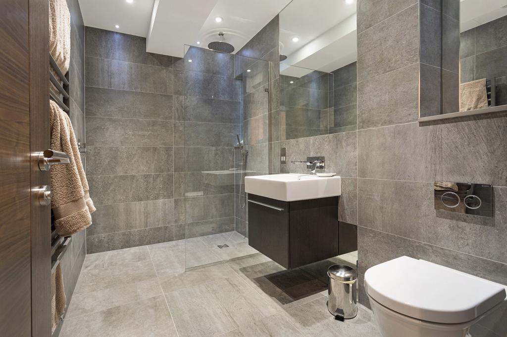 Tudor-house-madoc-close-nw2