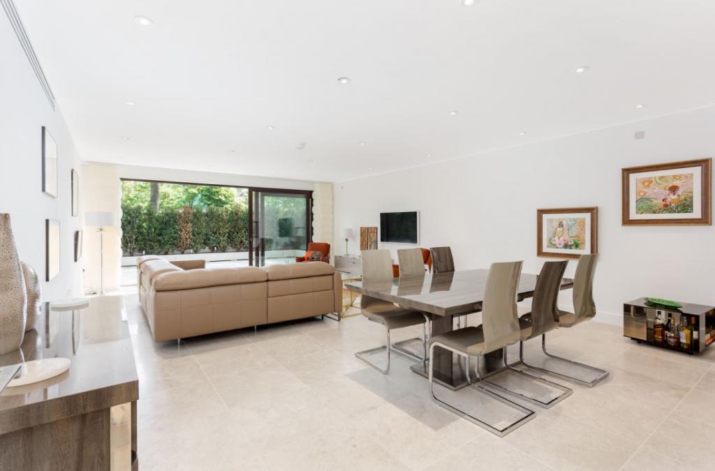 Oak-lodge-west-heath-road-hampstead-nw3-2