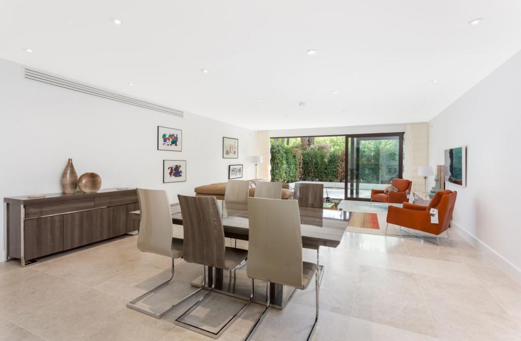 Oak-lodge-west-heath-road-hampstead-nw3-2