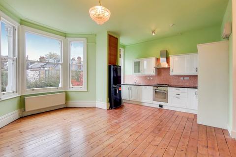 2 bedroom flat to rent, Harvist Road, Queens Park, NW6
