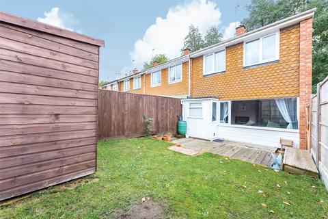 62 Brookside Walk, Tadley, RG26 3RW