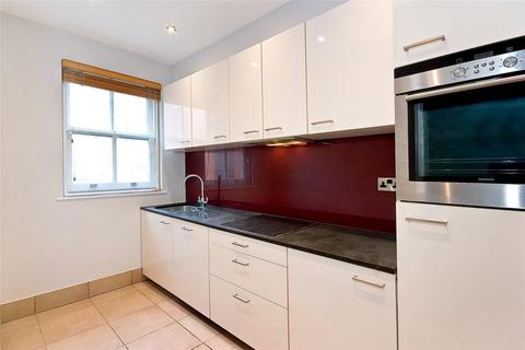 1 bedroom terraced house to rent, Cowcross Street, EC1M
