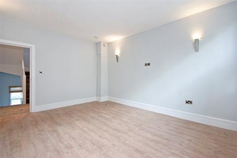 1 bedroom terraced house to rent, Cowcross Street, EC1M