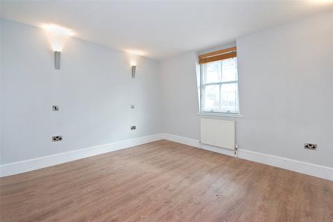 1 bedroom terraced house to rent, Cowcross Street, EC1M