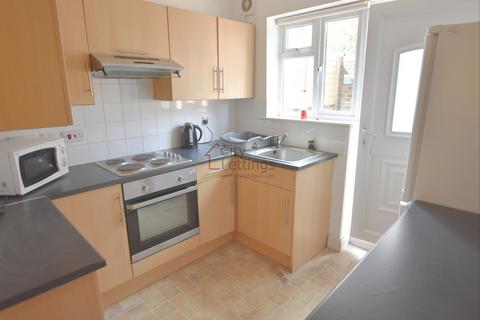 4 bedroom terraced house to rent, Cromwell Street, Arboretum