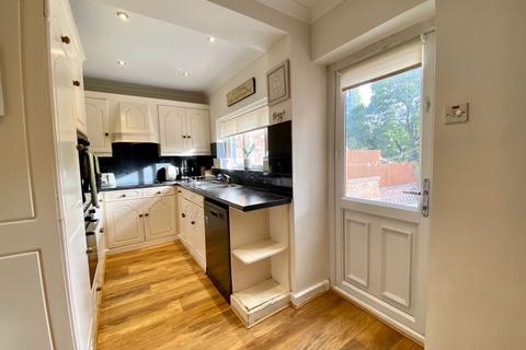 118 Bladindon Drive, Bexley, DA5 3BW