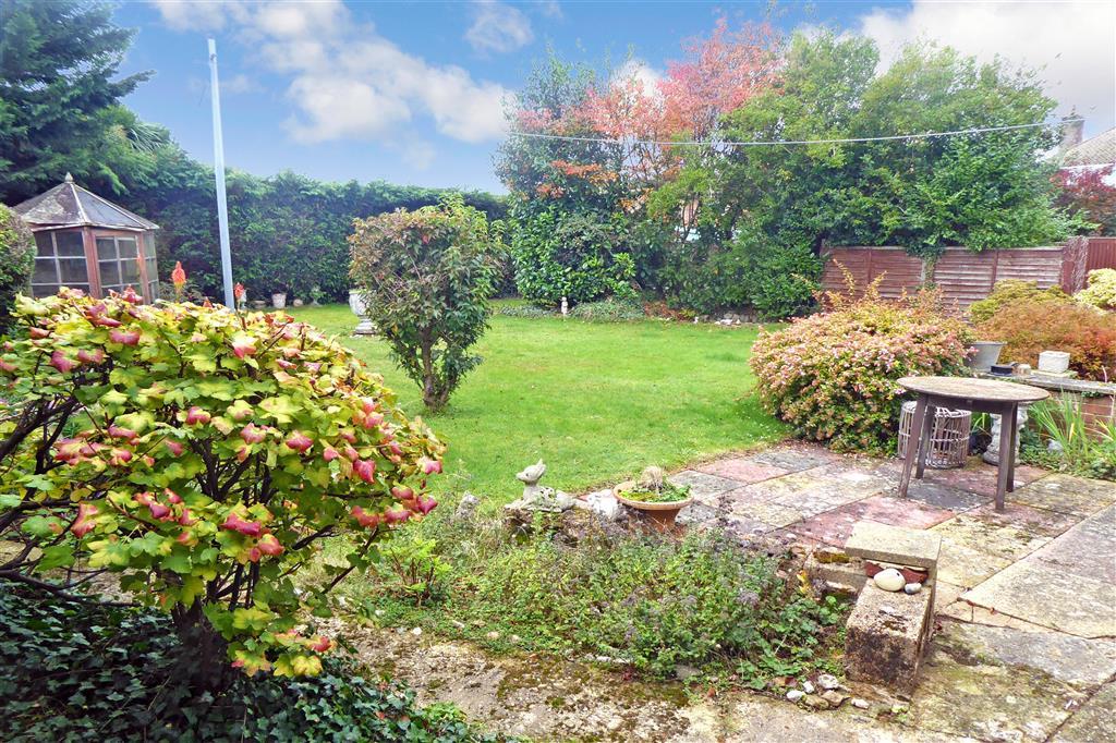 Banky Meadow, Barming, Maidstone, Kent 2 bed detached bungalow for sale