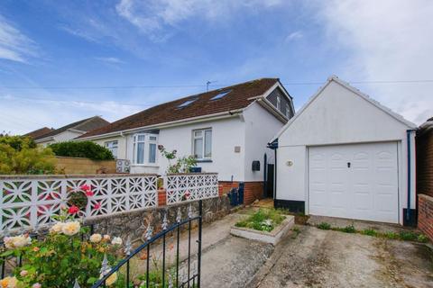 17 Brookside Crescent, Exeter, EX4 8NF