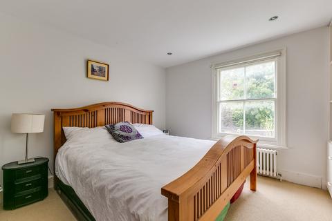 91 Sarsfeld Road, London, SW12 8HT