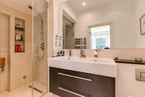 91 Sarsfeld Road, London, SW12 8HT