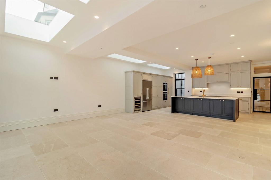 Kitchen/Dining