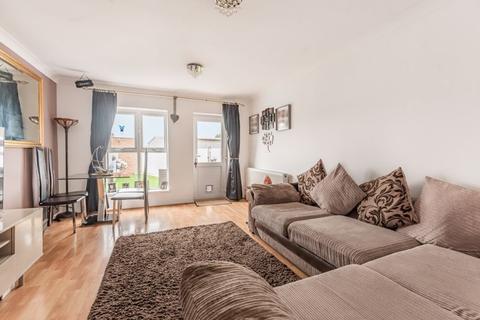 6 Edwards Close, Worcester Park, KT4 8PE