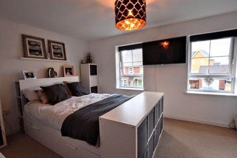 3 Bridgewater Close, Brooklands, Milton Keynes, MK10 7JH