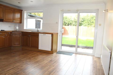 35 Cherry Drive, Holme On Spalding Moor, York, YO43 4HT