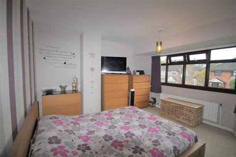 25 Uplands Drive, Werrington, Stoke-on-trent, ST9 0LG