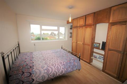 25 Uplands Drive, Werrington, Stoke-on-trent, ST9 0LG