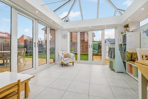27 Howes Crescent, Bishopdown, Salisbury, SP1 3FU