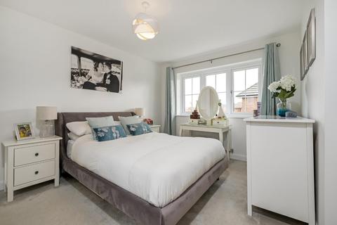 27 Howes Crescent, Bishopdown, Salisbury, SP1 3FU