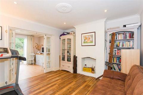 39 Tattenham Grove, Epsom, KT18 5QT
