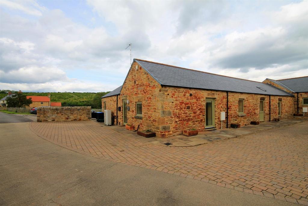 Low Burn Hall Farm, Darlington Road... 3 bed barn conversion £995 pcm