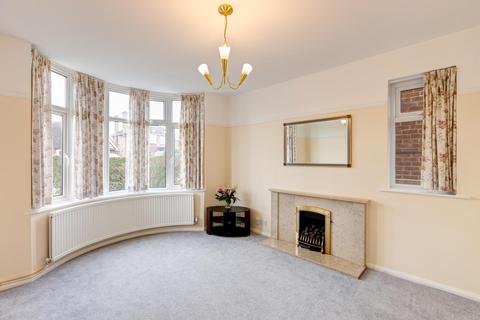 38 Beacon Drive, Loughborough, LE11 2BD
