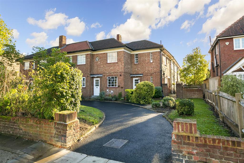 Cambridge Road, Teddington 1 bed apartment £325,000