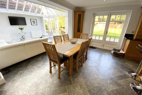 42 Longaford Way, Hutton, Brentwood, CM13 2LT