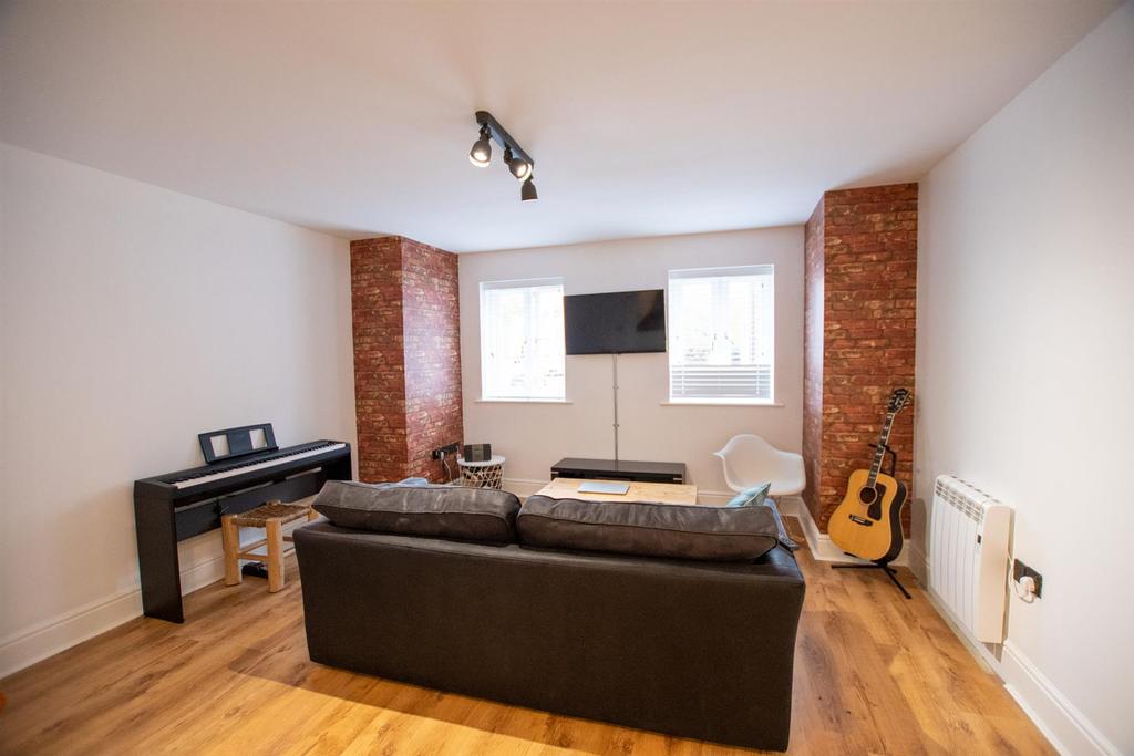 Kitchen / Living Room