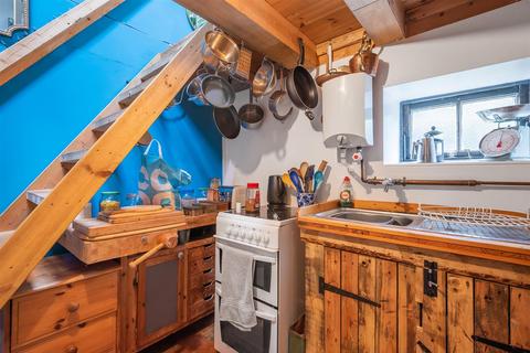 The Granary Cross, Croyde, Braunton, EX33 1PL