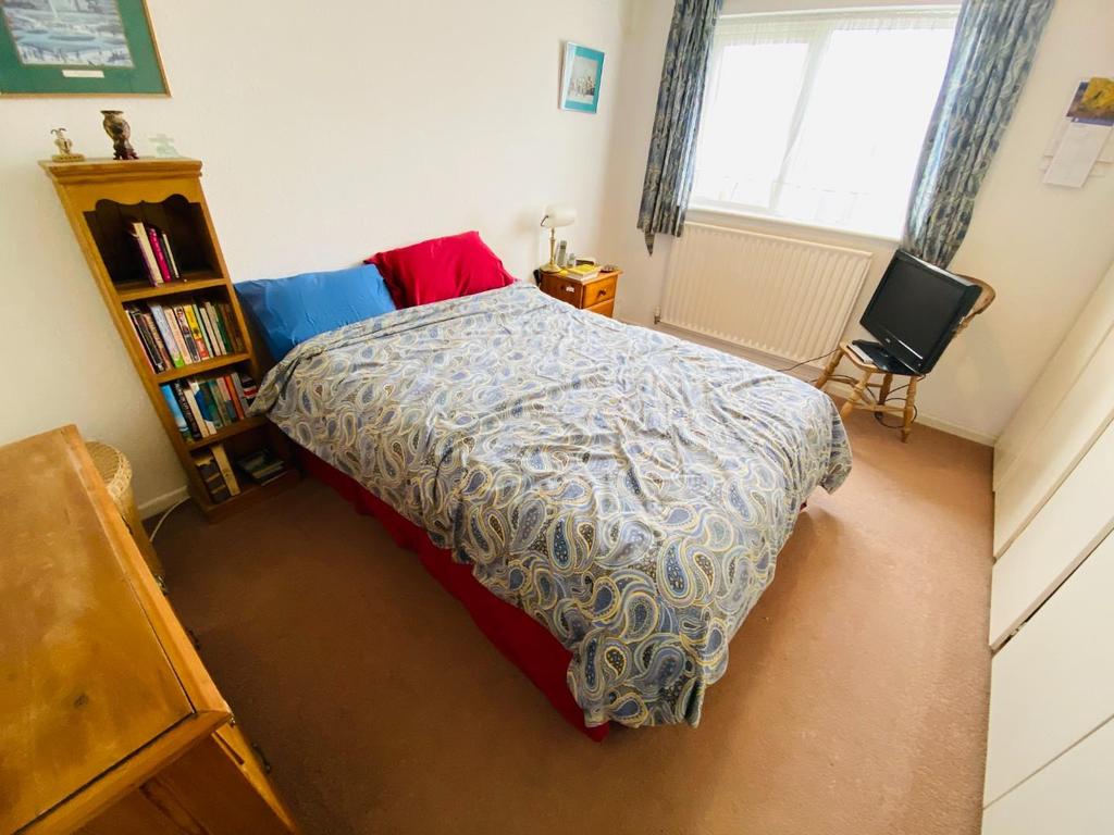 Cherry Bed1.jpg