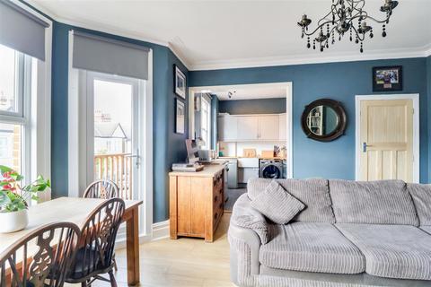 50 Cranley Road, Westcliff-on-sea, SS0 8AL