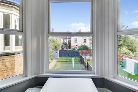 50 Cranley Road, Westcliff-on-sea, SS0 8AL