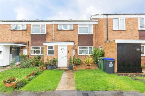 14 Grange Close, West Molesey, KT8 2PX