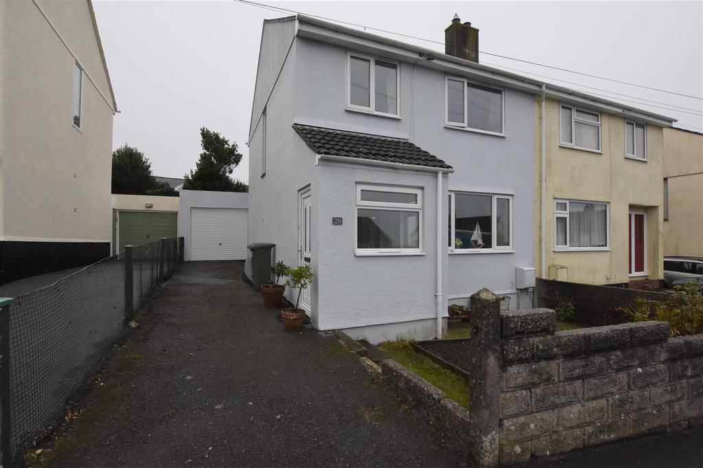 Highland Park, Redruth 3 bed semidetached house £189,950