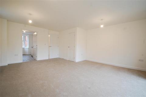 3 bedroom semi-detached house to rent, Chalk Down, Petersfield