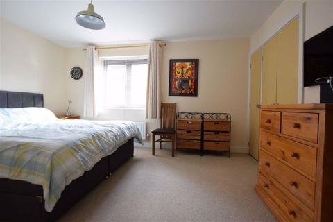 27, Bevington Court Crossley Road, Worcester, WR5 3GF