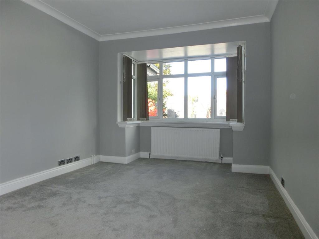 Barkers Lane 43 Bed4.jpg