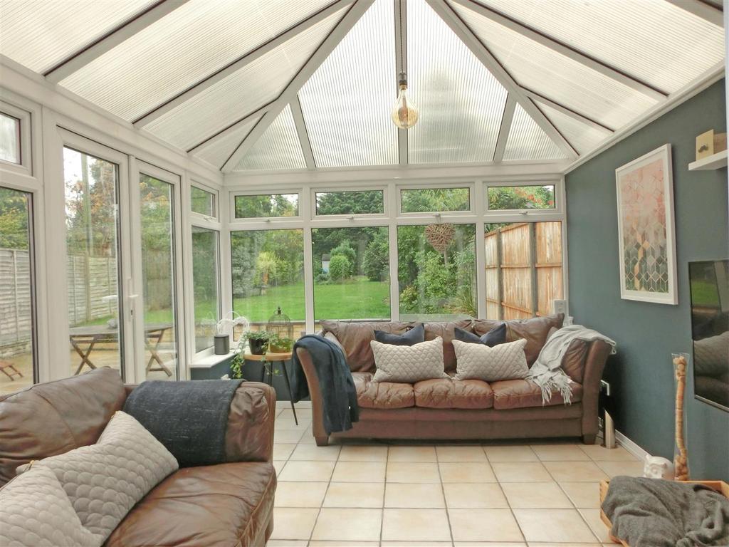 Ann Road 49 Conservatory.jpg